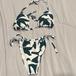 Abercrombie Teal and White Bikini Set Size M Bottom Size L Top NWT